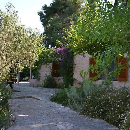 Nyaraló Estate Near Anc.olympia Krésztena